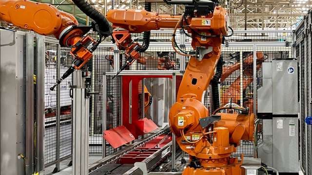 The end of rigid patterns? Kuka announces "Automation 2.0" strategy